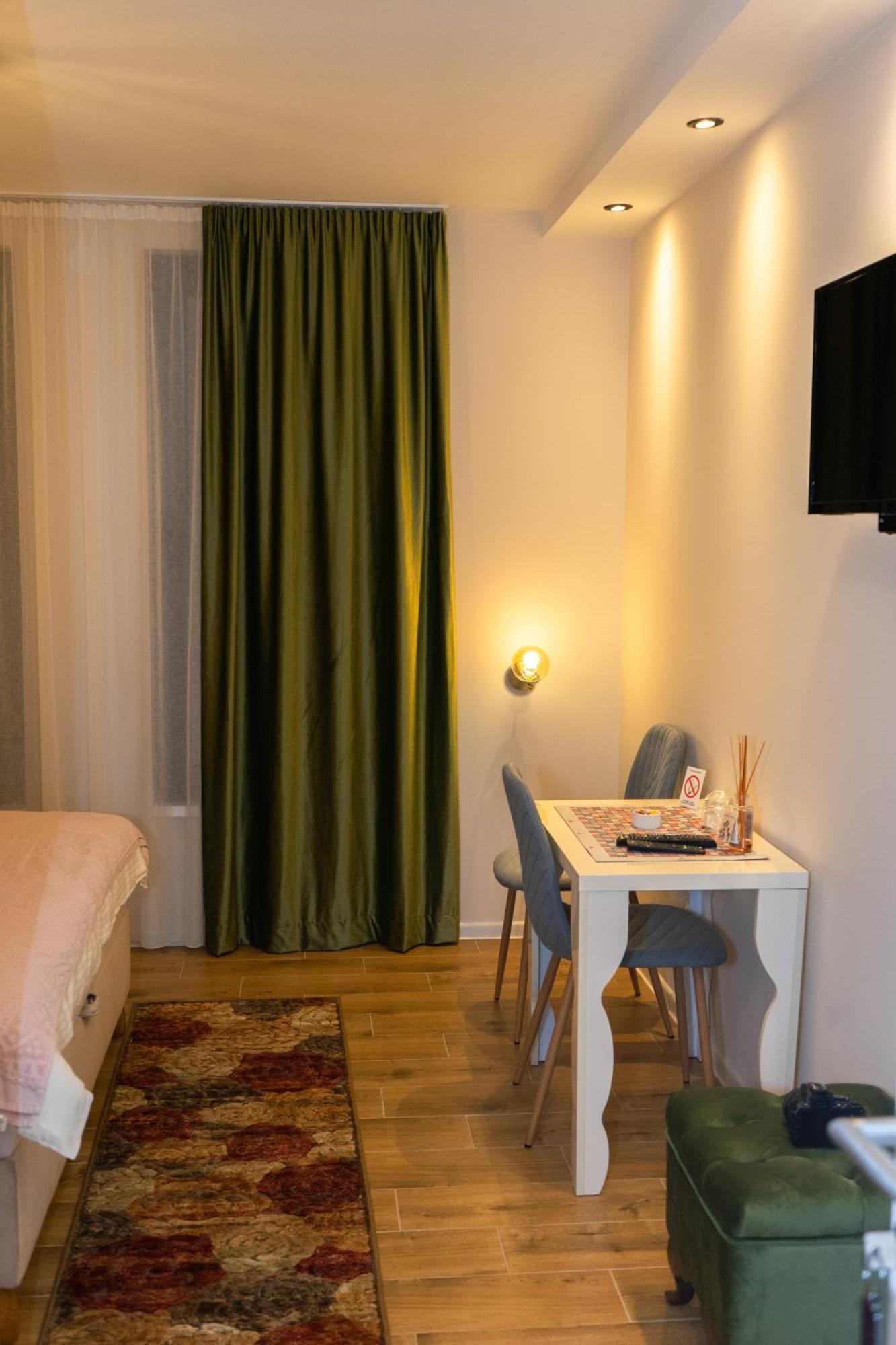 Šabac Merak Rooms & Caffe Bar المظهر الخارجي الصورة