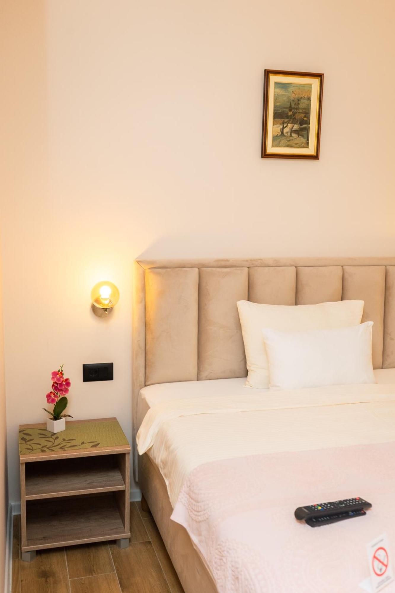 Šabac Merak Rooms & Caffe Bar المظهر الخارجي الصورة