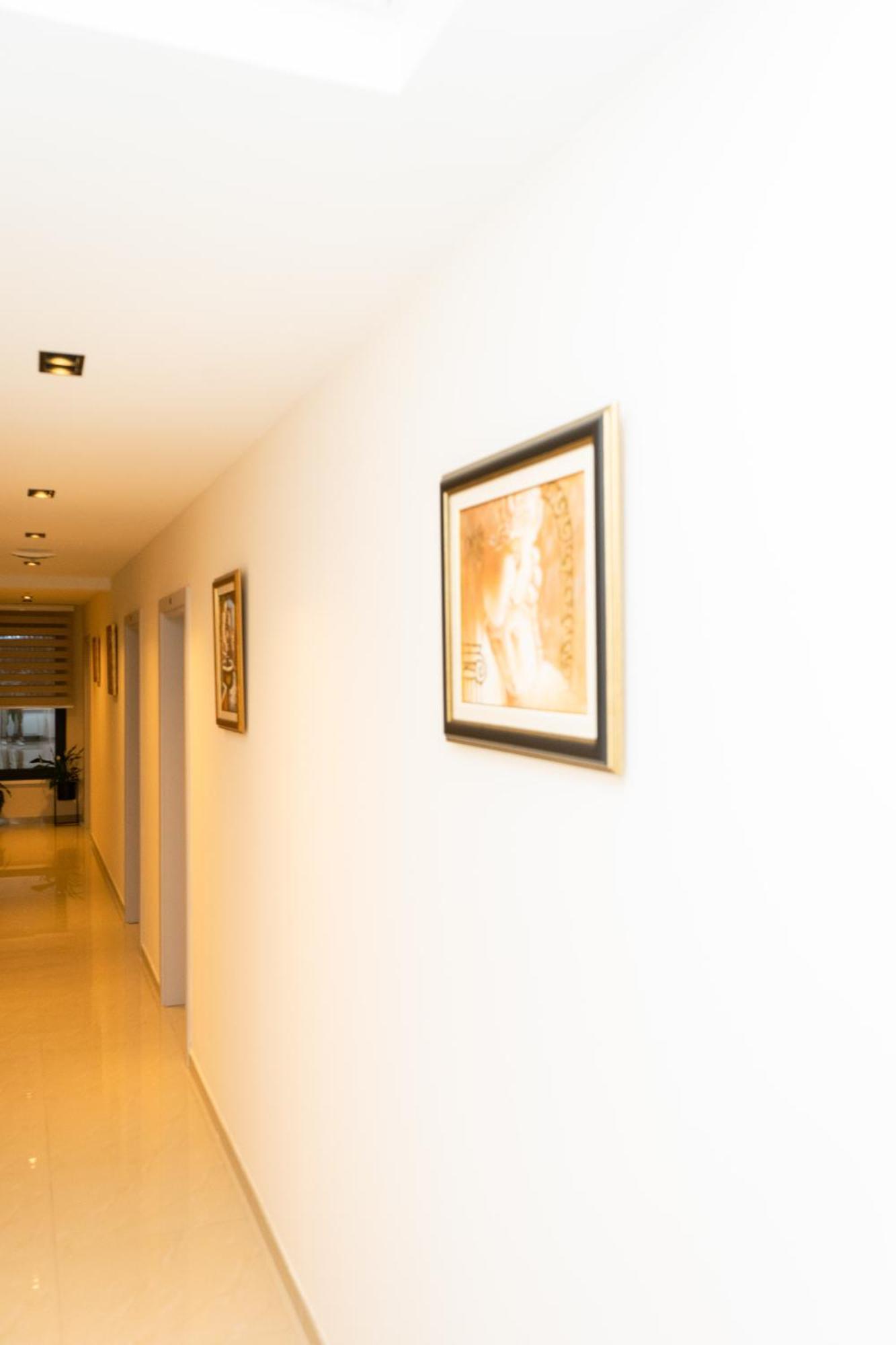 Šabac Merak Rooms & Caffe Bar المظهر الخارجي الصورة